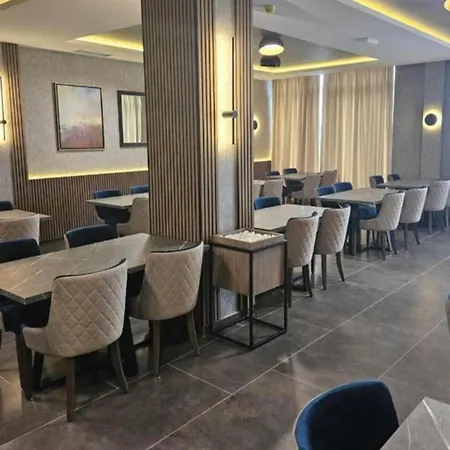 Hafsah Hill Daire Kopaonik